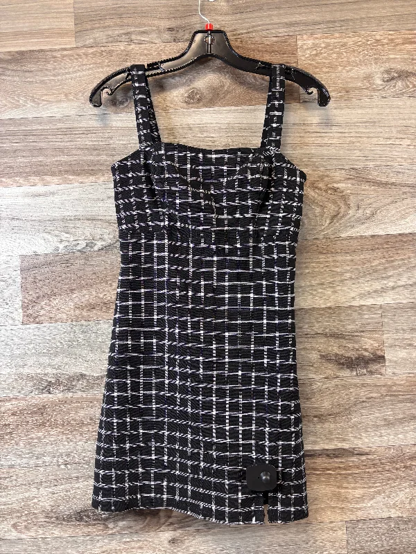 Dress Casual Short By Hollister In Black & White, Size: Xs